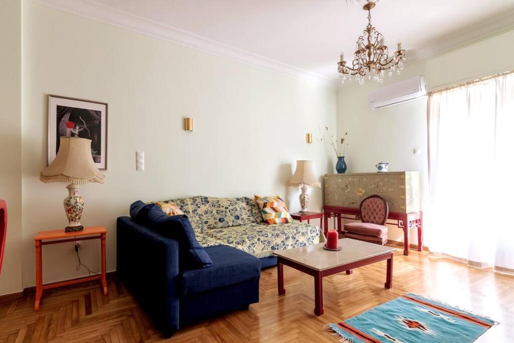 Iphigenia 2 Bedroom Retro Downtown Apartment أثينا المظهر الخارجي الصورة